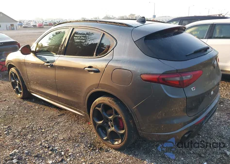 2022 Alfa Romeo Stelvio Veloce Ti Awd z USA, uszkodzony, nr VIN ZASPAKBN6N7D44373